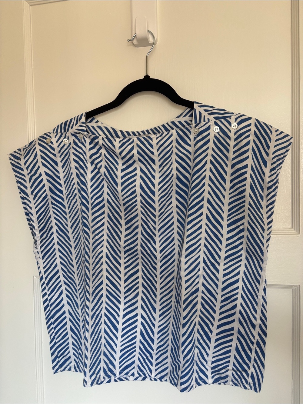 Evan Picone Vintage cotton top/ blouse/shirt